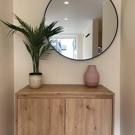 Lightplace - Boxspring - Parkplatz- Naehe Und Vw Lägenhet